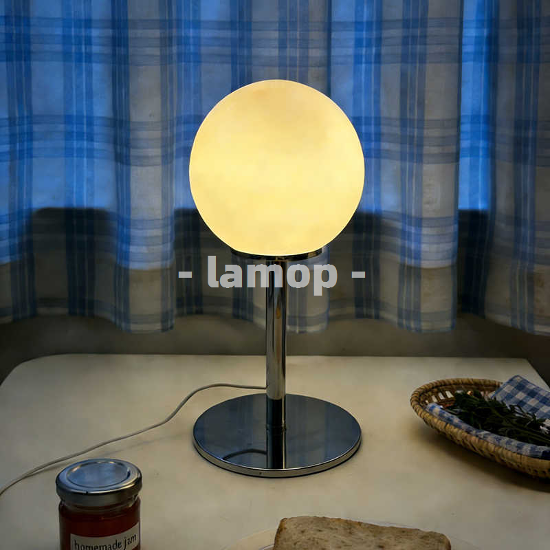Decor Lighting & Decor Fires Photos - Настольная лампа Milky White Solid Globe